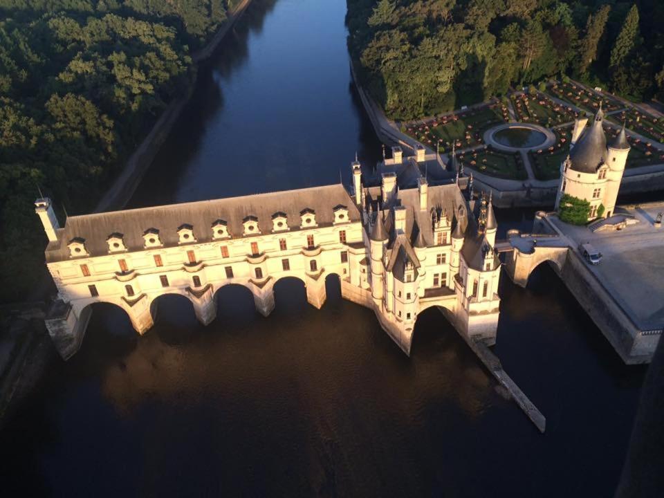 Chateau De La Menaudiere Chissay-en-Touraine Exteriör bild